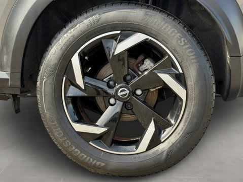 Nissan Juke 1.0 DiG-T 114 N-Connecta 5dr DCT 14