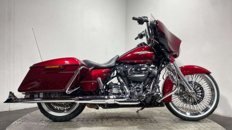 Harley-Davidson Touring 1745 FLHXS Street Glide Special Euro 4 1
