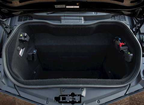 Lamborghini Aventador S LP740-4 Roadster 31