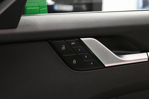 Porsche 911 3.0 911 Carrera 4 GTS Semi-Auto 4WD 2dr 31