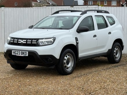 Dacia Duster ESSENTIAL TCE