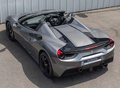 Ferrari 488 Spider 11