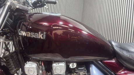 Kawasaki Zephyr 1995 GREAT RUNNING CLEAN PROJECT BIKE 550CC CUSTOM RETRO 28