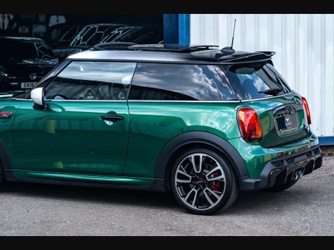 Mini Hatch 2.0 John Cooper Works Auto 3dr 25