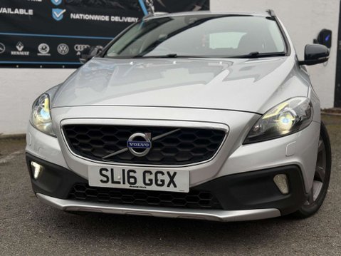 Volvo V40 2.0 D2 Lux Euro 6 (s/s) 5dr 9