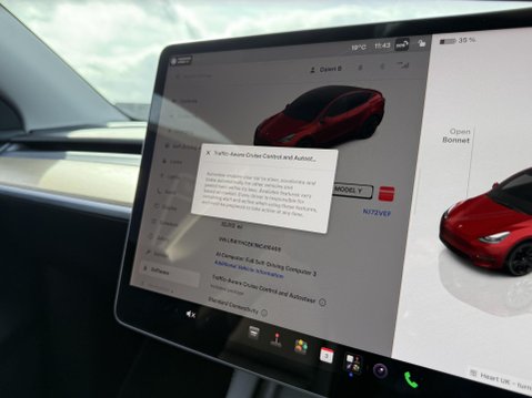 Tesla Model Y (Dual Motor) Long Range SUV 5dr Electric Auto 4WDE (384 bhp) 41