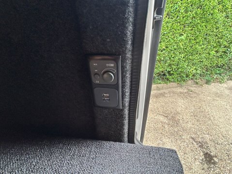 Volkswagen Transporter T30 TDI P/V HIGHLINE CAMPER 29