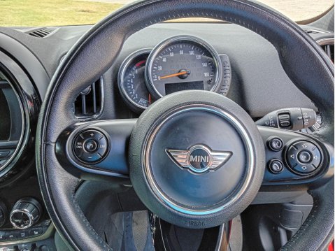 Mini Countryman 1.5 Cooper Auto 6Spd ALL4 Euro 6 (s/s) 5dr 33