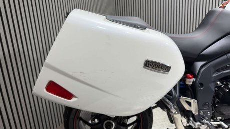 Triumph Tiger 2014 ONLY 12K ADVENTURE BIKE PANNIERS LONG MOT 1050CC 22