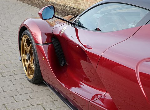 Ferrari LaFerrari 13