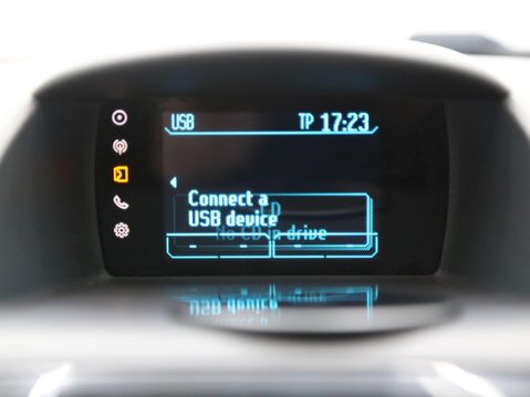 Ford Fiesta 1.25 Zetec Euro 6 3dr 15