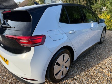 Volkswagen ID.3 Pro Performance 58kWh Family Auto 5dr 9