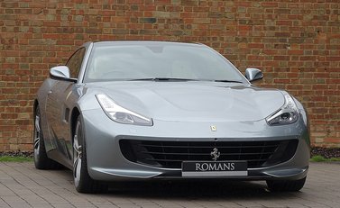 Ferrari GTC4 Lusso 1