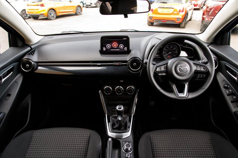 Mazda 2 BLACK PLUS EDITION 3