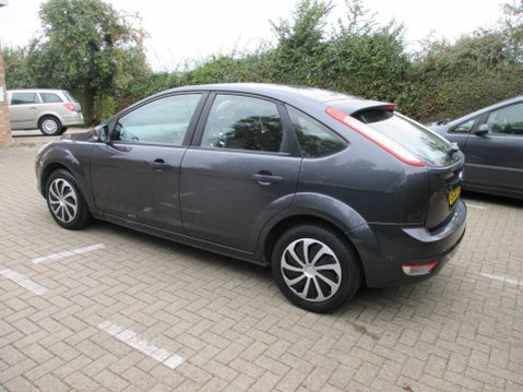 Ford Focus 1.6 Style 5dr 8