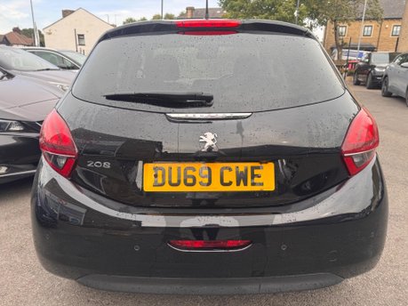 Peugeot 208 1.2 PureTech Tech Edition Euro 6 (s/s) 5dr 7