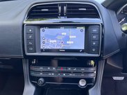 Jaguar F-Pace 2.0 D180 R-Sport Auto AWD Euro 6 (s/s) 5dr 28