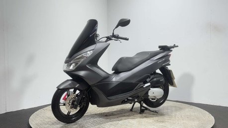 Honda PCX 2015 WW ONLY 7K ARROW EXHAUST NEW MOT VERY CLEAN 125CC SCOOTER 4