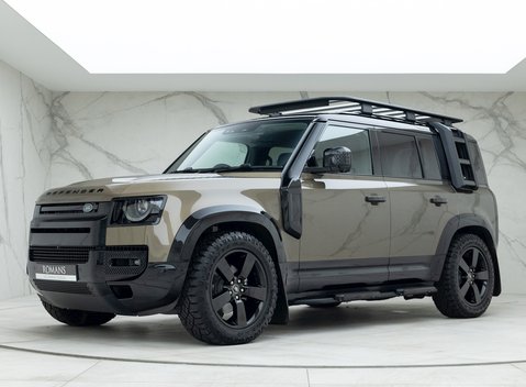 Land Rover Defender 110 D250 First Edition 6