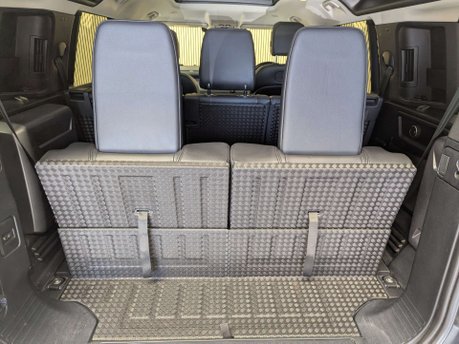 Land Rover Defender 3.0 Defender XS Edition MHEV Auto 4WD 5dr 26