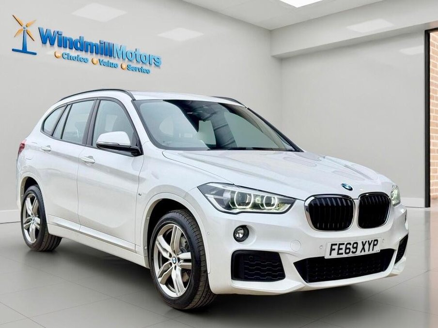 2019 BMW X1 exterior view