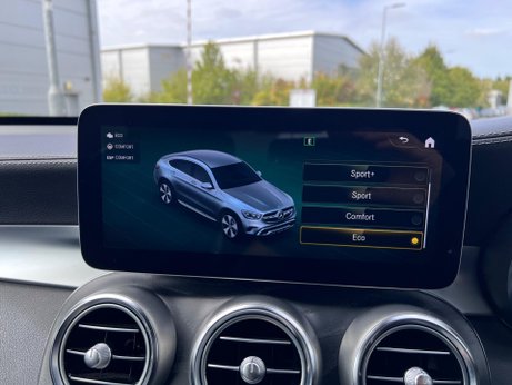 Mercedes-Benz GLC 2.0 GLC300d AMG Line (Premium) Coupe G-Tronic+ 4MATIC Euro 6 (s/s) 5dr 77