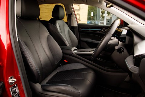 MG MG5 TROPHY 29
