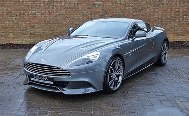 Aston Martin Vanquish 4