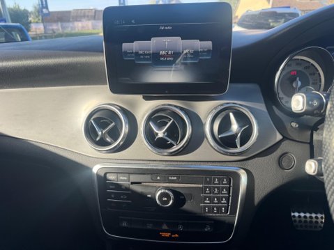 Mercedes-Benz GLA 2.1 GLA220d AMG Line 7G-DCT 4MATIC Euro 6 (s/s) 5dr 11
