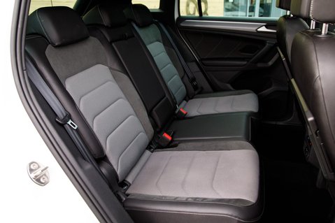 Volkswagen Tiguan SEL TSI 4MOTION DSG 39