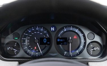 Aston Martin V12 Vantage S AMR 14