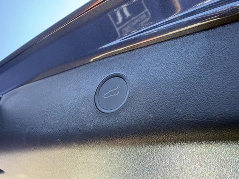 Tesla Model 3 Saloon 4dr Electric Auto RWD (241 bhp) 21