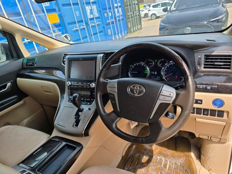 Toyota Alphard Auto+Hybrid+7Seats+Clean 11