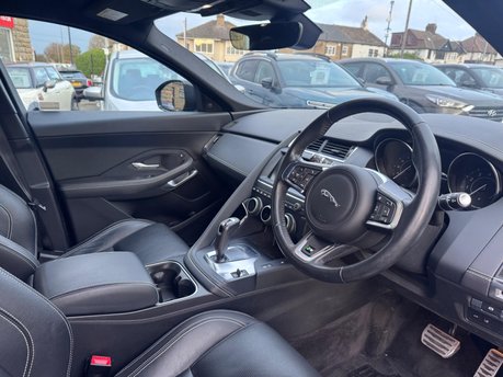 Jaguar E-Pace R-DYNAMIC S 13