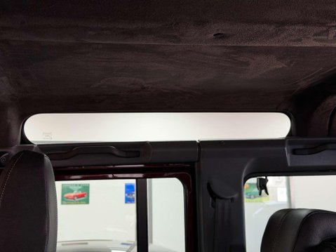 Land Rover Defender 2.2 TDCi XS Station Wagon Double Cab 5dr Diesel Manual 4WD MWB Euro 5 (122 69