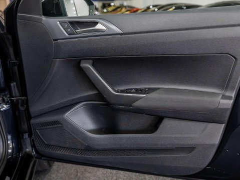 Volkswagen Taigo 1.0 TSI R-Line SUV 5dr Petrol DSG Euro 6 (s/s) (110 ps) 58