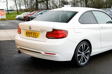 BMW 2 Series 218D SPORT 8