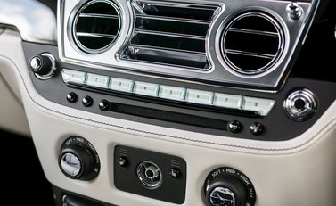 Rolls-Royce Wraith 19