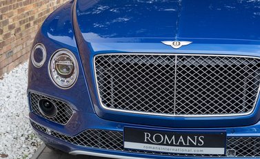 Bentley Bentayga V8 23