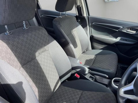 Honda Jazz 1.3 i-VTEC SE CVT Euro 6 (s/s) 5dr 9