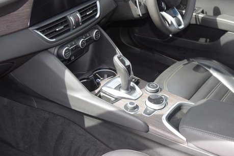 Alfa Romeo Giulia Td Lusso Ti 18