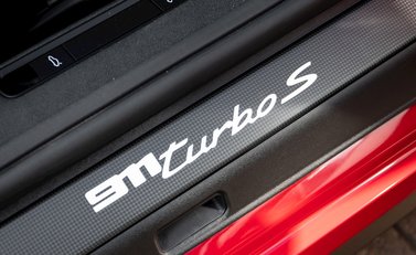 Porsche 911 Turbo S Cabriolet (992) 23