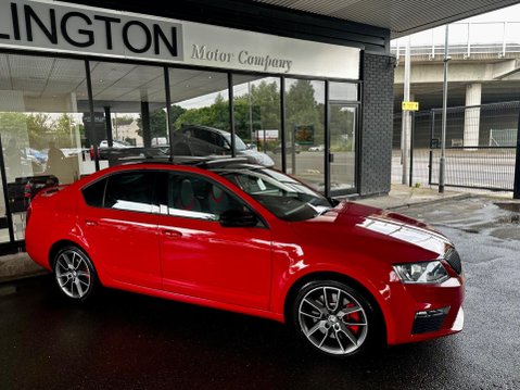 Skoda Octavia 2.0 TFSI vRS Euro 6 (s/s) 5dr (SNav) 10