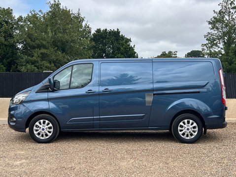 Ford Transit Custom 300 LIMITED P/V L2 H1 6