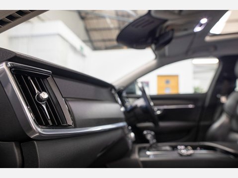 Volvo V90 2.0 D5 PowerPulse Auto AWD Euro 6 (s/s) 5dr 63