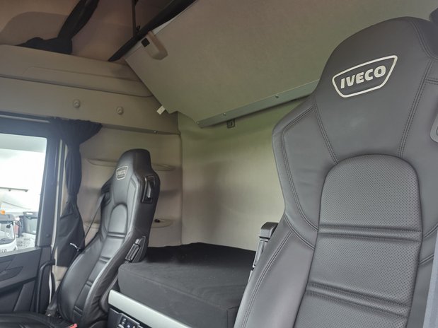 Iveco S-Way AS440S57TX/FP *ex-demo* 10