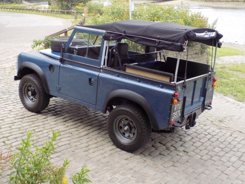 Land Rover 88 Series III SWB - John Brown HQ Special Edition 2