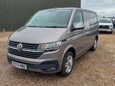 Volkswagen Transporter AUTO SWB L1H1 Highline T32 Air Con Alloys Sensors Tow Bar EURO 6 2