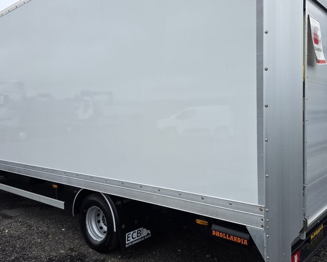 Iveco Daily DAILY 72C18 DIESEL 3.0 Business Box Van 5100 WB Hi-Matic With Tailift