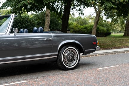 Mercedes-Benz SL Series 280 SL Pagoda 22